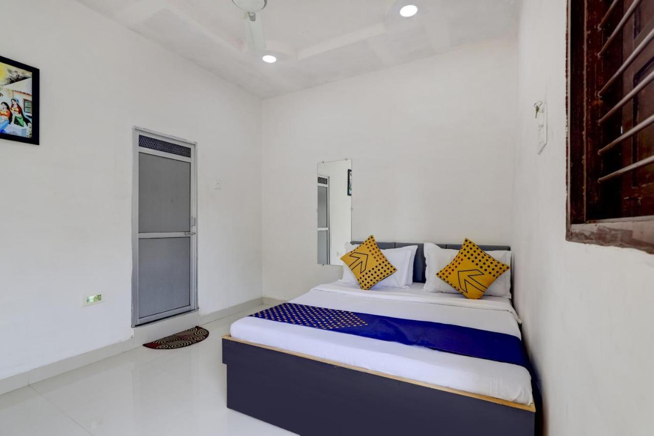 Spot On 71130 Hotel Shiv Krupa Anjar Экстерьер фото
