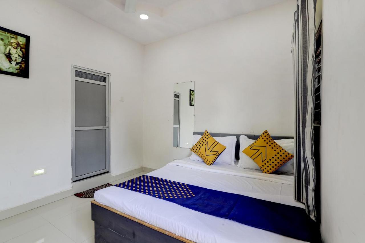 Spot On 71130 Hotel Shiv Krupa Anjar Экстерьер фото